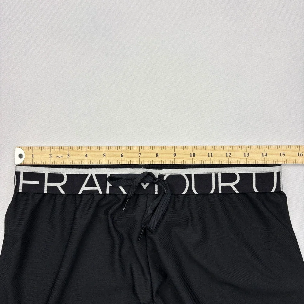 Under Armour Shorts Womens Medium Black Play Up HeatGear Running Athletic M